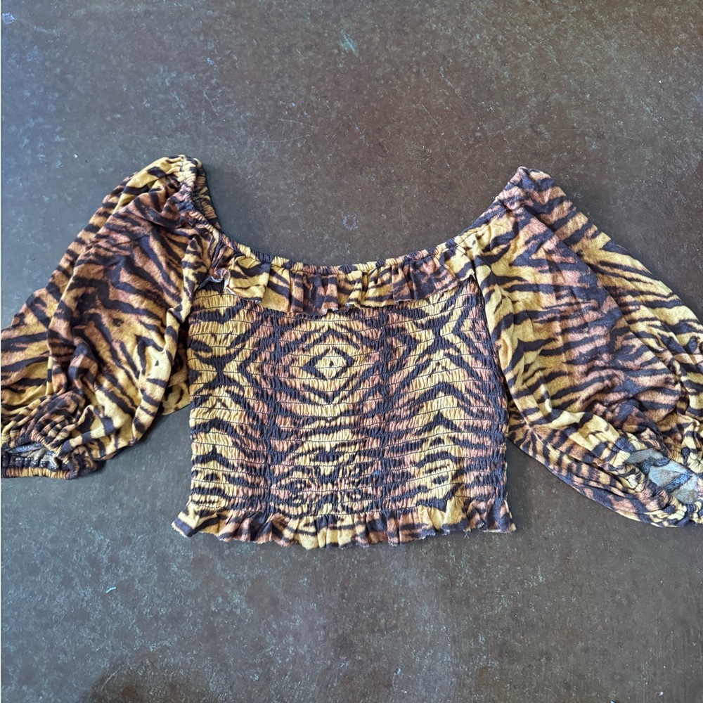 Urban Outfitters Tiger Print Balloon Sleeve Stretch Ruffle Crop Top